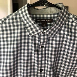 Men’s Michael Kors longsleeve button up shirt